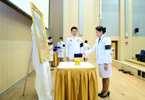 พิธีรับพระราชทานเครื่องราชอิสริยาภรณ์ ชั้นสายสะพาย ประจำปี 2567 เมื่ออังคารวันที่ 25 พฤศจิกายน 2568