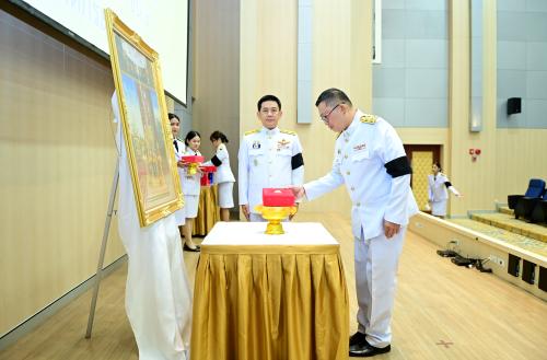 พิธีรับพระราชทานเครื่องราชอิสริยาภรณ์ ชั้นสายสะพาย ประจำปี 2567 เมื่ออังคารวันที่ 25 พฤศจิกายน 2568