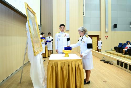 พิธีรับพระราชทานเครื่องราชอิสริยาภรณ์ ชั้นสายสะพาย ประจำปี 2567 เมื่ออังคารวันที่ 25 พฤศจิกายน 2568